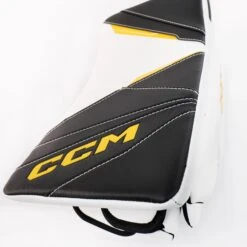 CCM Axis 2.9 Intermediate Goalie Blocker -Ccm ccm blockers ccm axis 2 9 intermediate goalie blocker 29016448139330