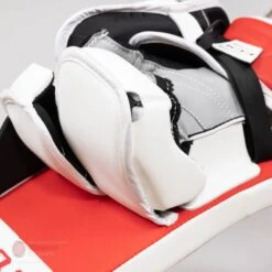 CCM Extreme Flex 5 Senior Goalie Blocker 29 CCM Extreme Flex 5 Senior Goalie Blocker -Ccm ccm blockers ccm extreme flex 5 senior goalie blocker 27972280320066