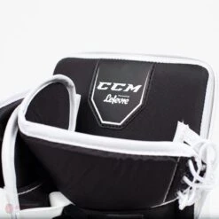 CCM Extreme Flex E4.9 Intermediate Goalie Blocker - Source Exclusive -Ccm ccm blockers ccm extreme flex e4 9 intermediate goalie blocker source exclusive 5311076991042