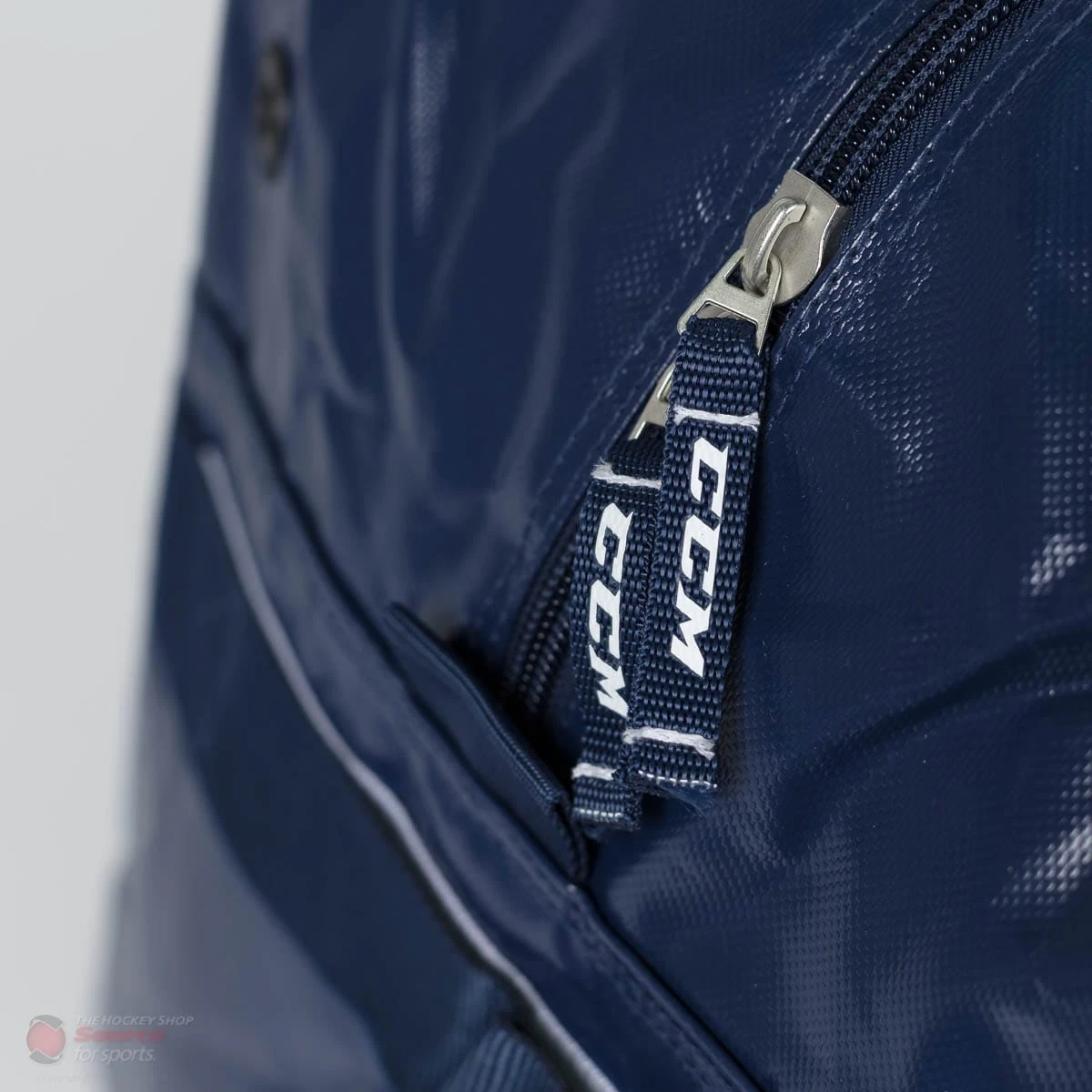 CCM Pro Team Senior Carry Bag 3 CCM Pro Team Senior Carry Bag - Image 2