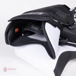 CCM Extreme Flex E5.5 Senior Goalie Catcher - Source Exclusive 24 CCM Extreme Flex E5.5 Senior Goalie Catcher - Source Exclusive -Ccm ccm catchers ccm extreme flex e5 5 senior goalie catcher source exclusive 28235123195970