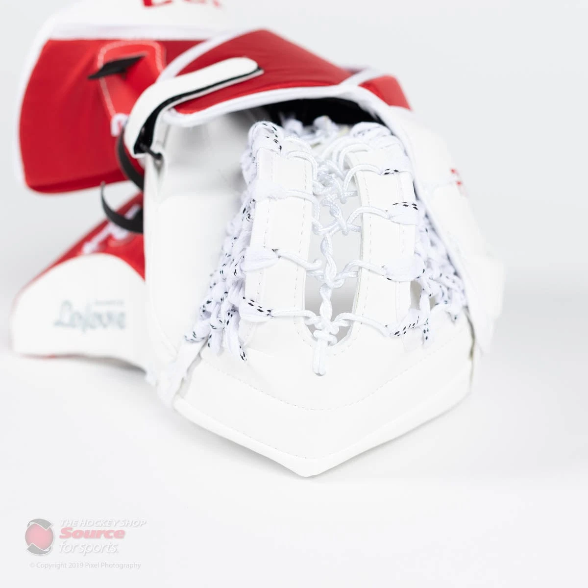 CCM Premier P2.9 Intermediate Goalie Catcher - Source Exclusive 4 CCM Premier P2.9 Intermediate Goalie Catcher - Source Exclusive - Image 2