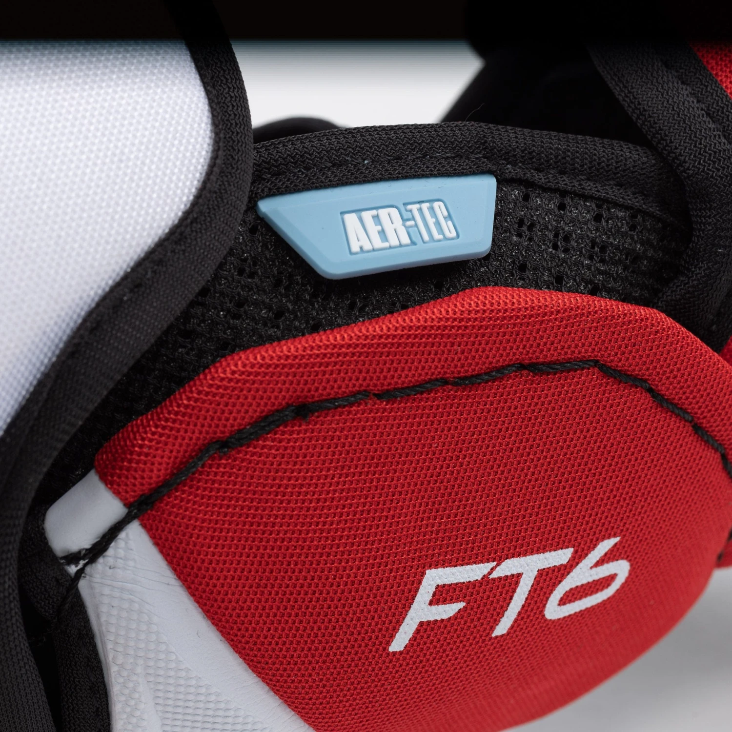 CCM Jetspeed FT6 Junior Hockey Elbow Pads 4 CCM Jetspeed FT6 Junior Hockey Elbow Pads - Image 2