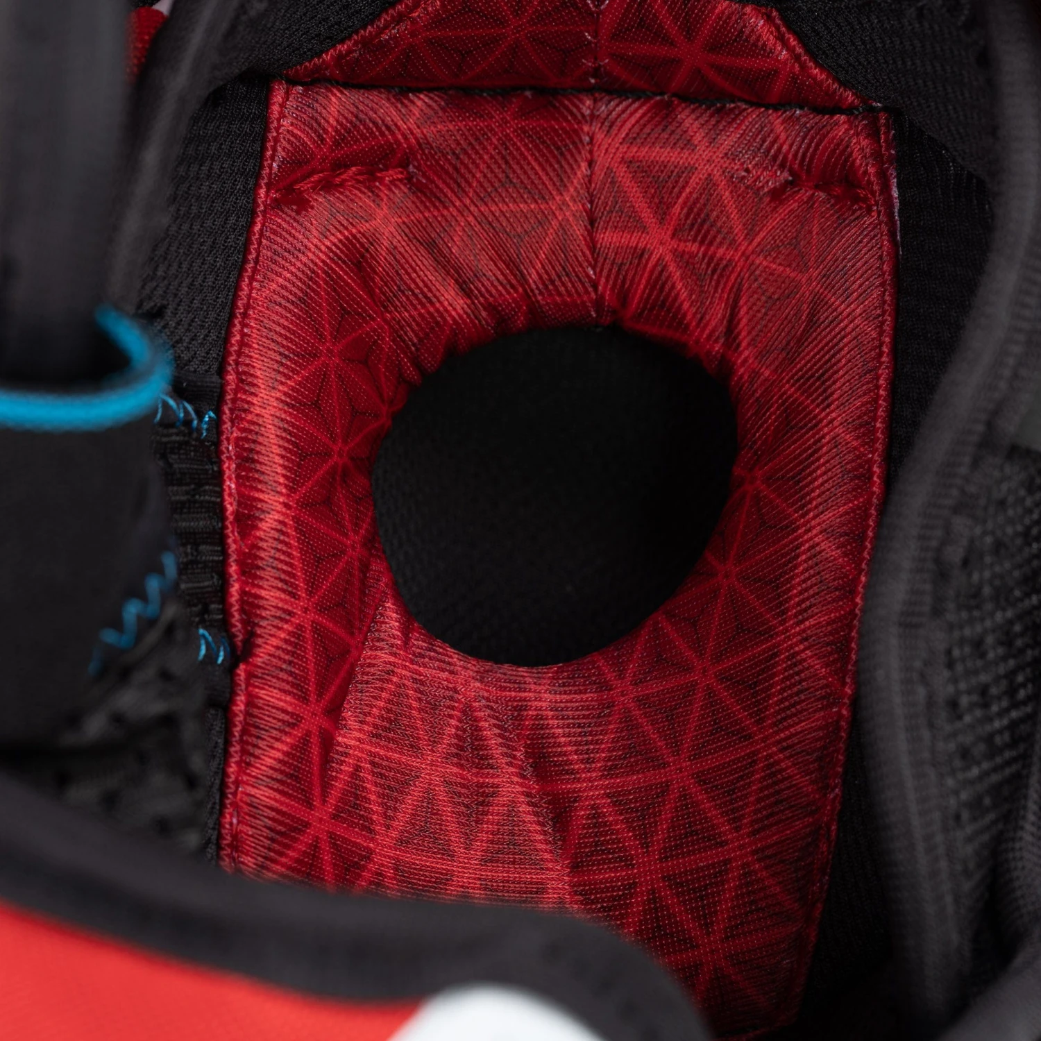 CCM Jetspeed FT6 Junior Hockey Elbow Pads 7 CCM Jetspeed FT6 Junior Hockey Elbow Pads - Image 5