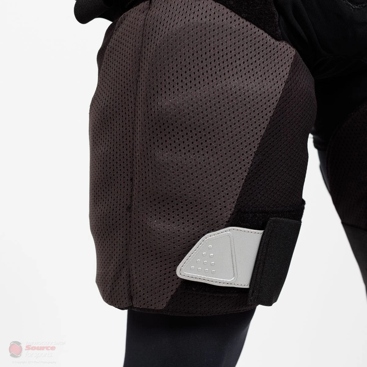 CCM 9K Pro Senior Hockey Girdle 6 CCM 9K Pro Senior Hockey Girdle - Image 4