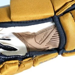 CCM Tacks Vector Plus Junior Hockey Gloves -Ccm ccm gloves ccm tacks vector plus junior hockey gloves 29447658012738
