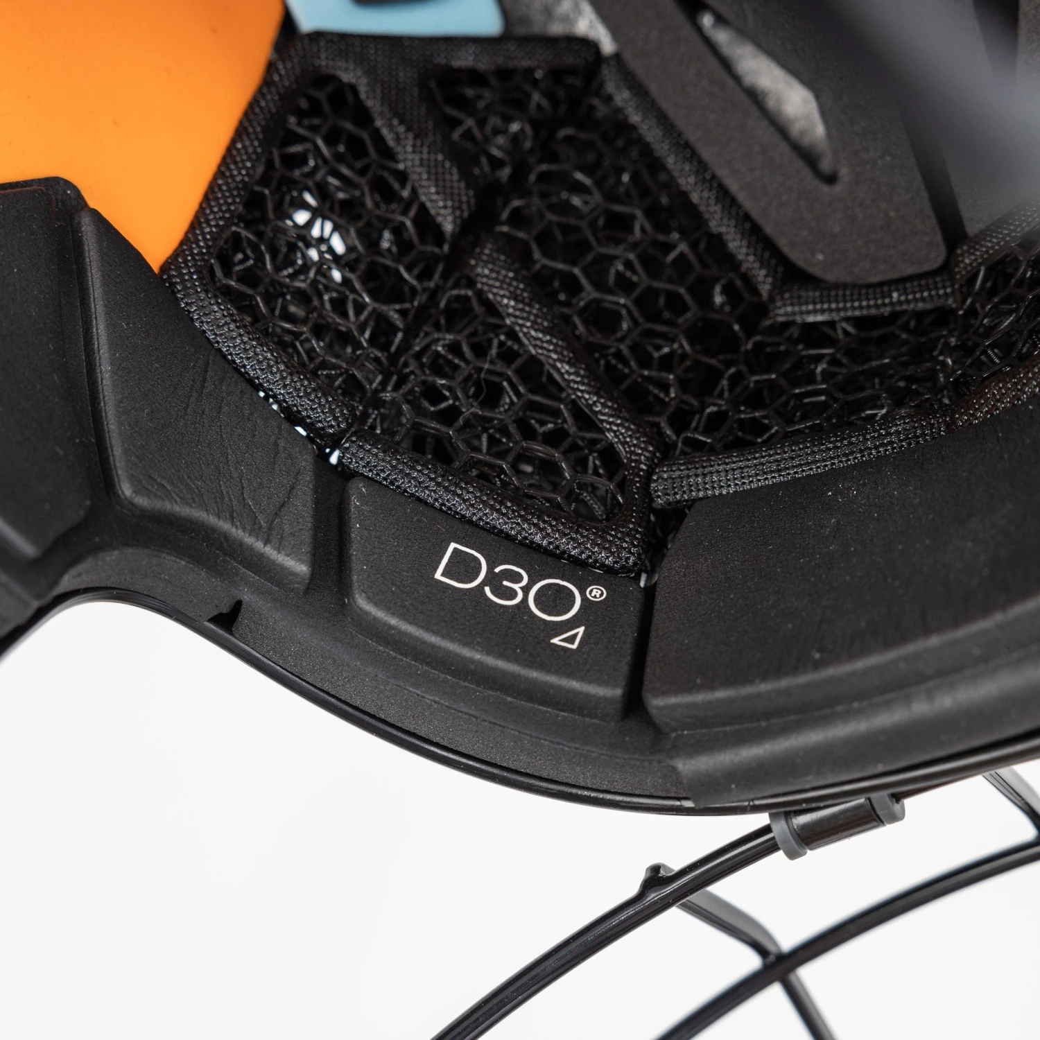 CCM Tacks 720 Hockey Helmet / Cage Combo 14 CCM Tacks 720 Hockey Helmet / Cage Combo - Image 12