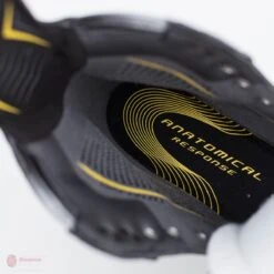 CCM Tacks 9090 Junior Hockey Skates -Ccm ccm hockey skates ccm tacks 9090 junior hockey skates 4566116073538