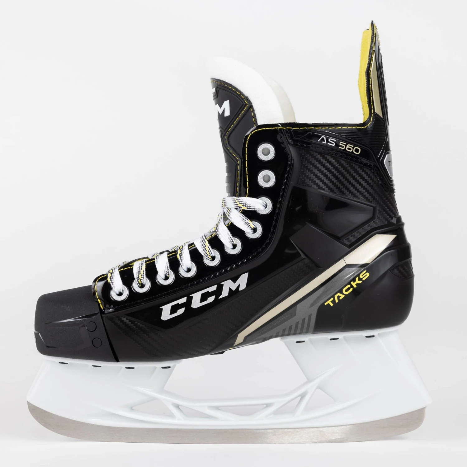 CCM Tacks AS560 Intermediate Hockey Skates 4 CCM Tacks AS560 Intermediate Hockey Skates - Image 2