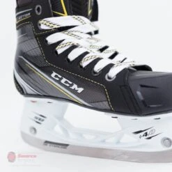 CCM Tacks Vector Junior Skates (2018) -Ccm ccm hockey skates ccm tacks vector junior skates 2018 4566185738306
