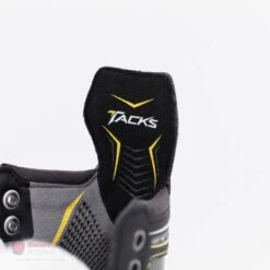 CCM Tacks Vector Plus Junior Hockey Skates (2018) -Ccm ccm hockey skates ccm tacks vector plus junior hockey skates 2018 4566185115714