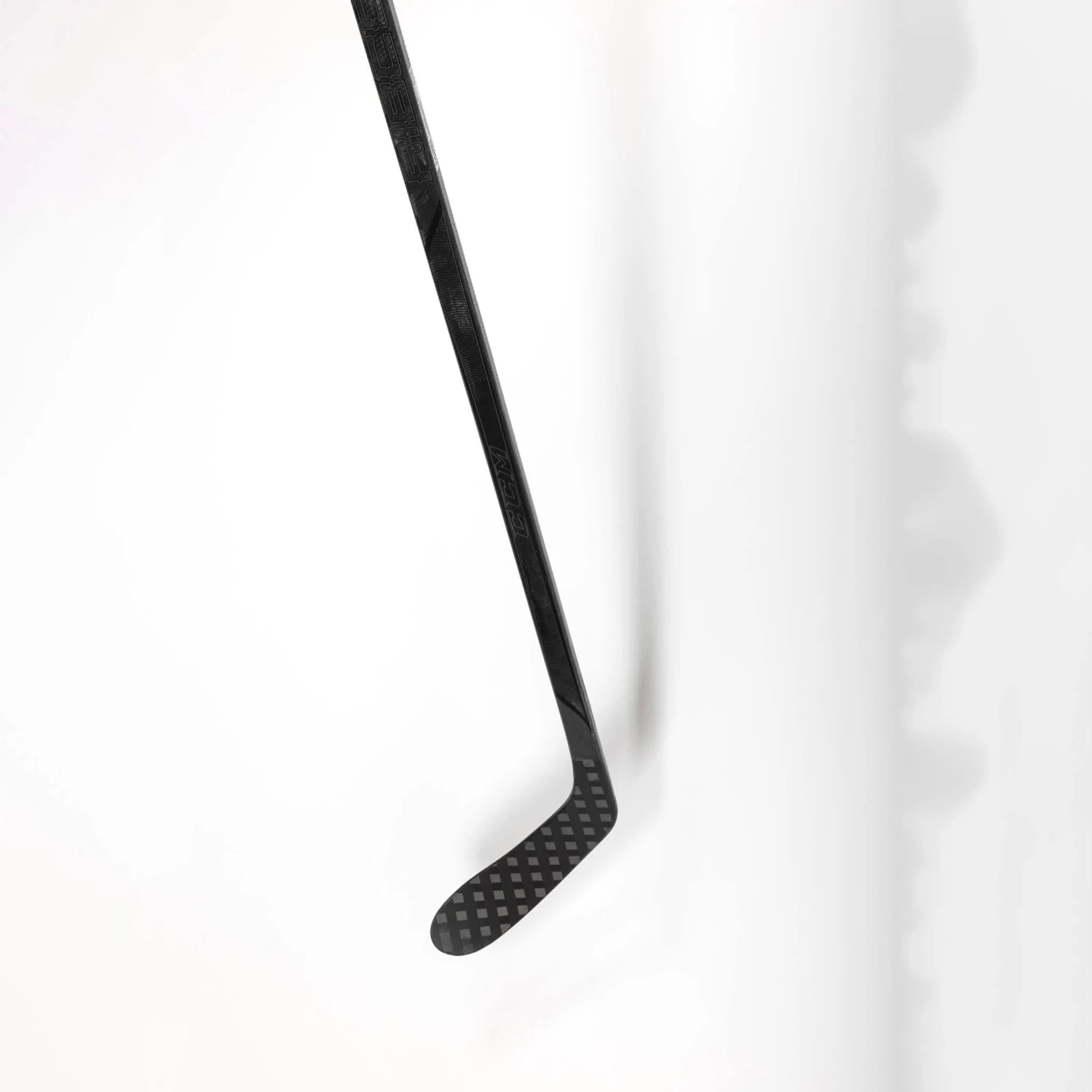 CCM RIBCOR Platinum Intermediate Hockey Stick (2020) 4 CCM RIBCOR Platinum Intermediate Hockey Stick (2020) - Image 2