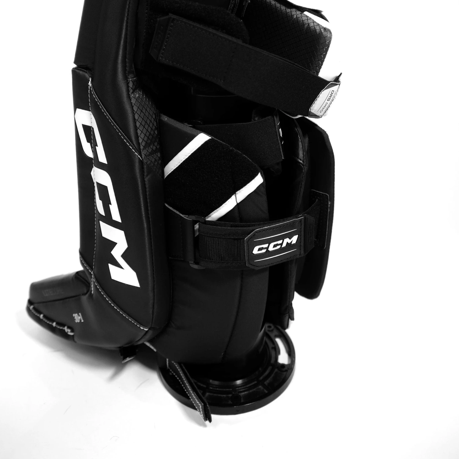 CCM Axis 2.5 Junior Goalie Leg Pads - Source Exclusive 8 CCM Axis 2.5 Junior Goalie Leg Pads - Source Exclusive - Image 6