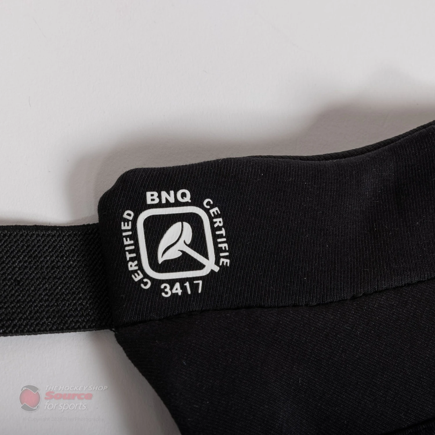 CCM 900 Cut Resistant Senior Neck Guard 6 CCM 900 Cut Resistant Senior Neck Guard - Image 4