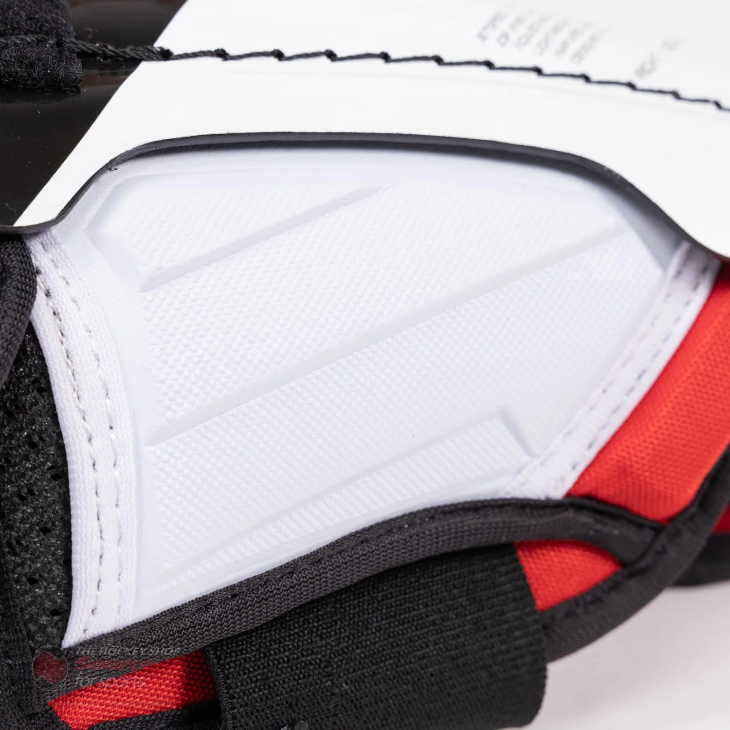 CCM Jetspeed FT4 Junior Hockey Shin Guards 13 CCM Jetspeed FT4 Junior Hockey Shin Guards - Image 11