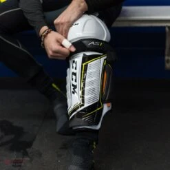 CCM Super Tacks AS1 Senior Hockey Shin Guards -Ccm ccm shin guards ccm super tacks as1 senior hockey shin guards 5201426317378