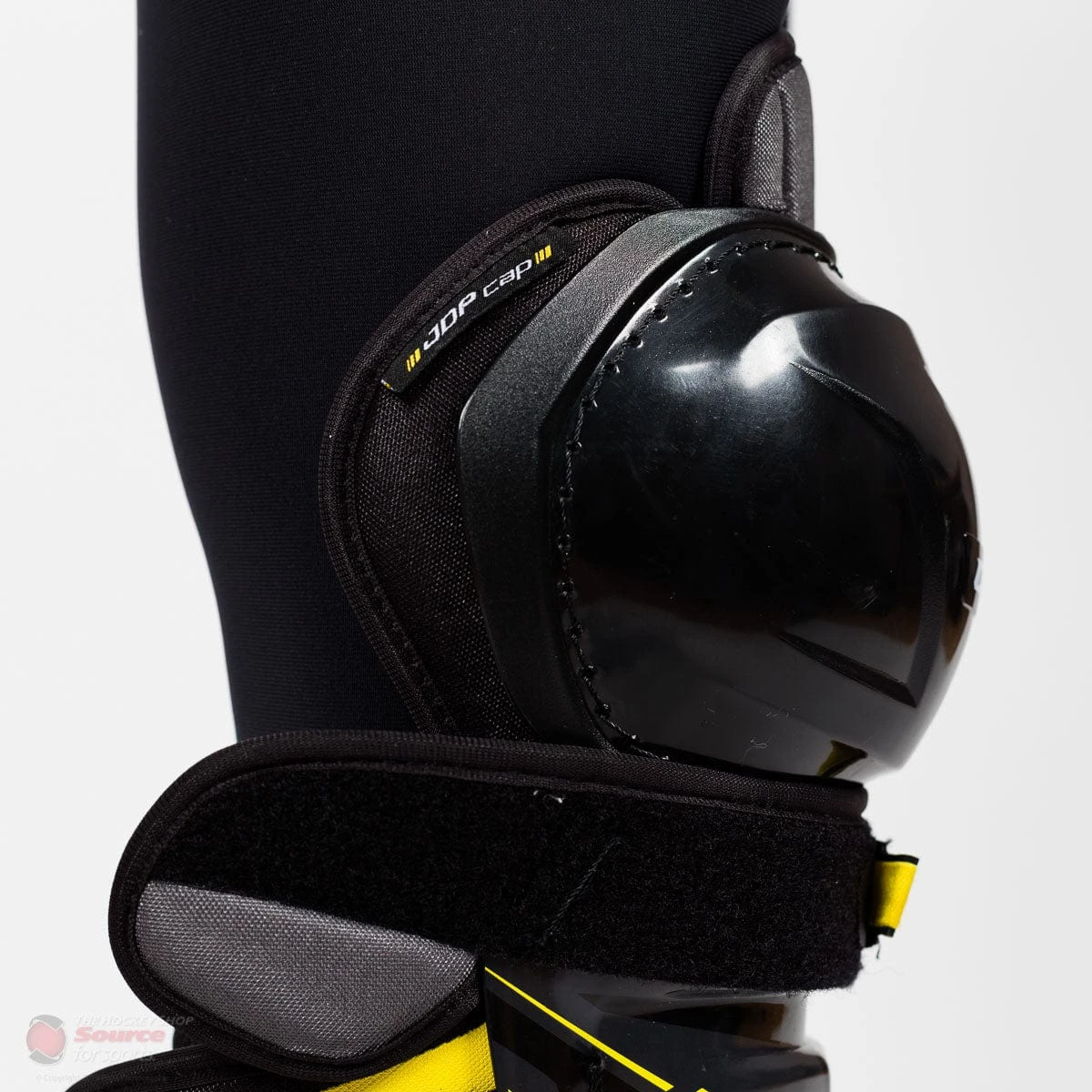 CCM Tacks 9080 Senior Hockey Shin Guards 8 CCM Tacks 9080 Senior Hockey Shin Guards - Image 6