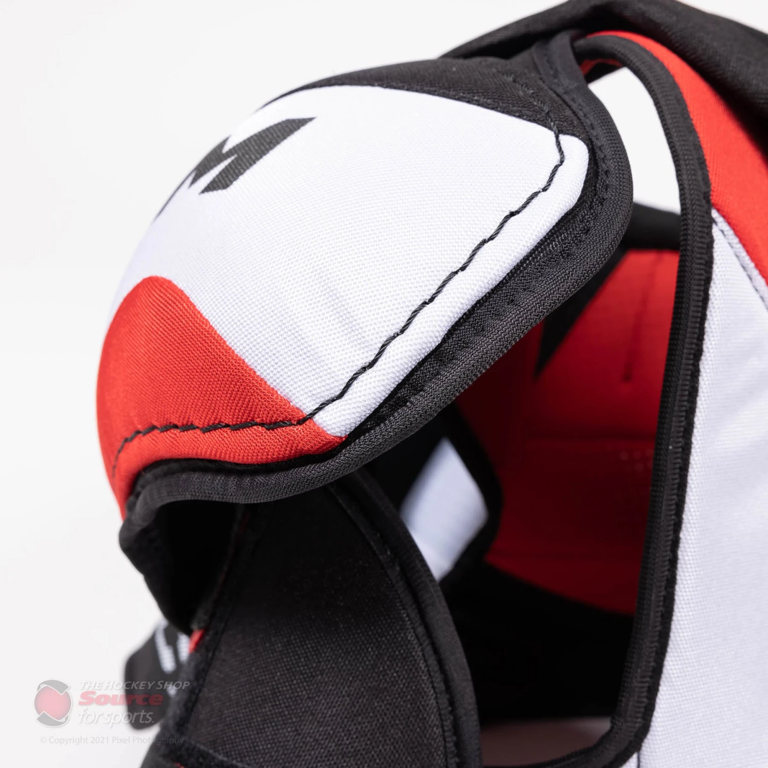 CCM Jetspeed FT485 Senior Hockey Shoulder Pads 11 CCM Jetspeed FT485 Senior Hockey Shoulder Pads - Image 9