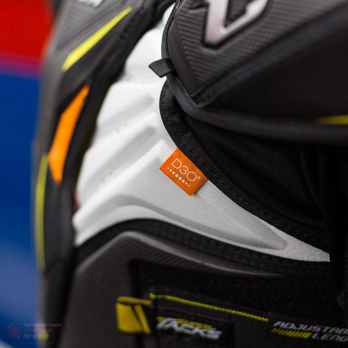 CCM Super Tacks AS1 Senior Hockey Shoulder Pads 14 CCM Super Tacks AS1 Senior Hockey Shoulder Pads - Image 12