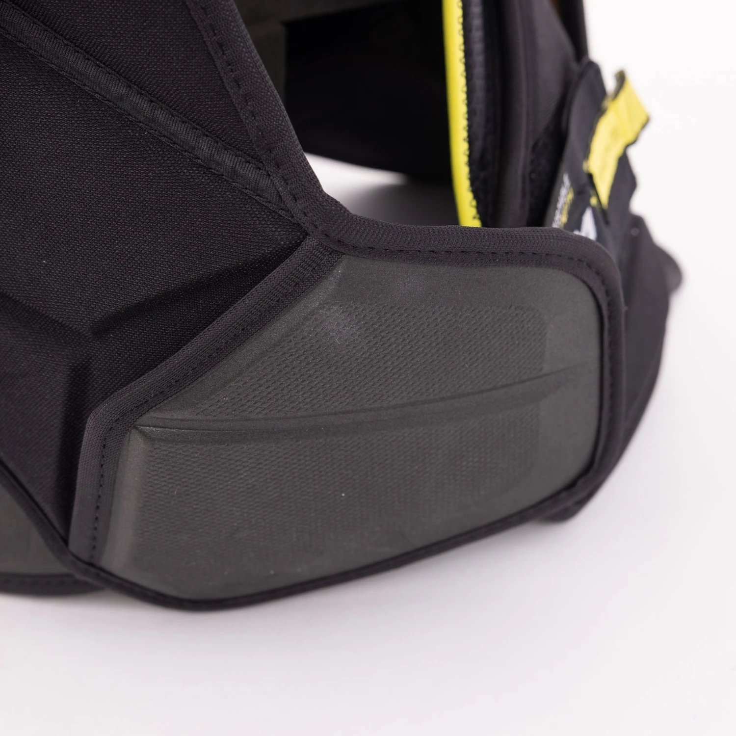 CCM Tacks AS-V Senior Hockey Shoulder Pads 9 CCM Tacks AS-V Senior Hockey Shoulder Pads - Image 7