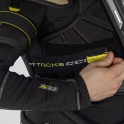 CCM Tacks Vector Plus Senior Hockey Shoulder Pads -Ccm ccm shoulder pads ccm tacks vector plus senior hockey shoulder pads 29086571724866